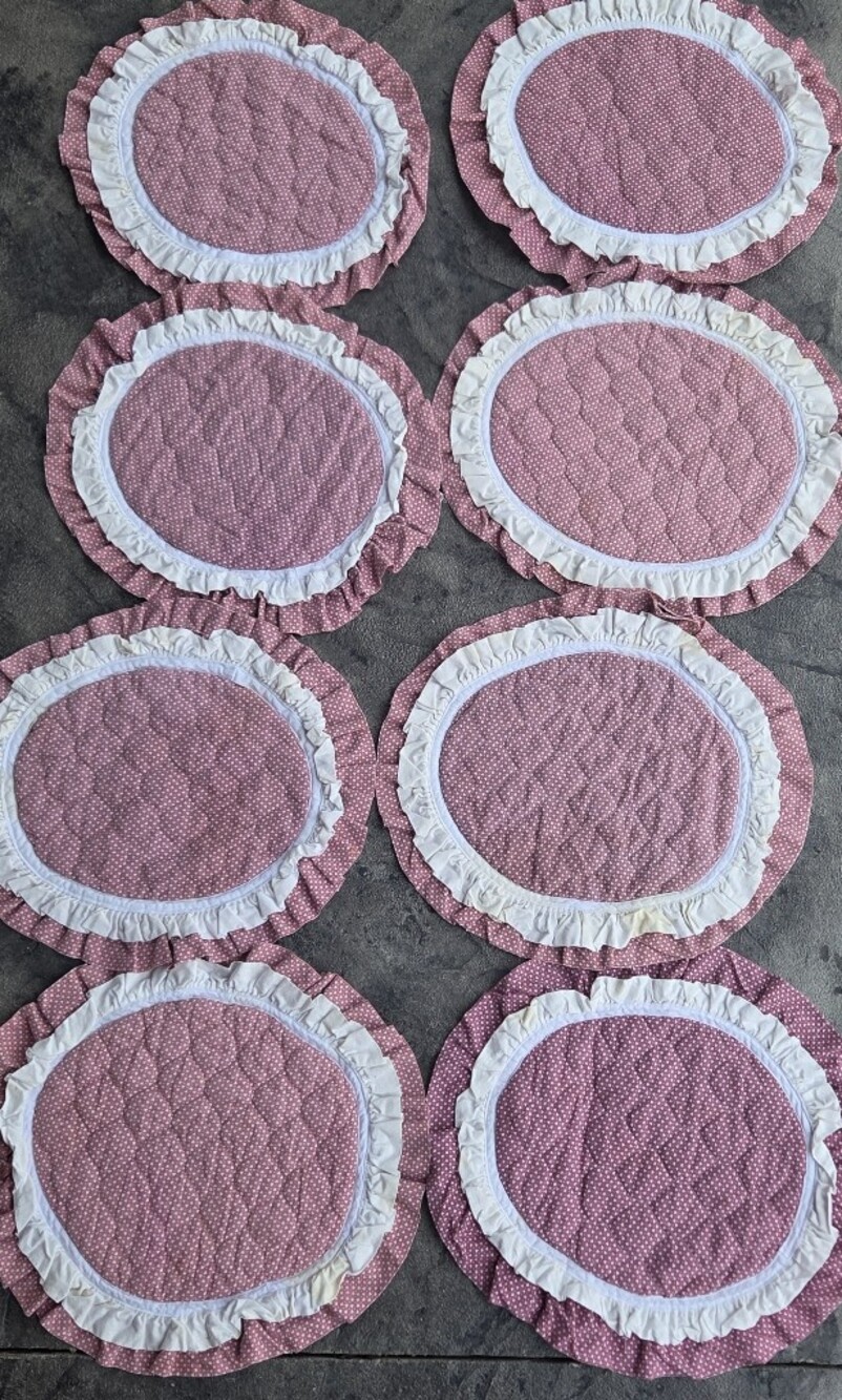 Vintage Dusty Rose Heart Quilted Oval Placemat Set with White Ruffle- Set Of 8